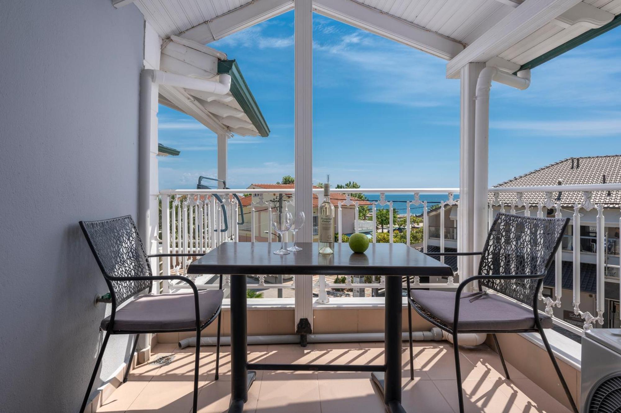 Paradise Apartment *